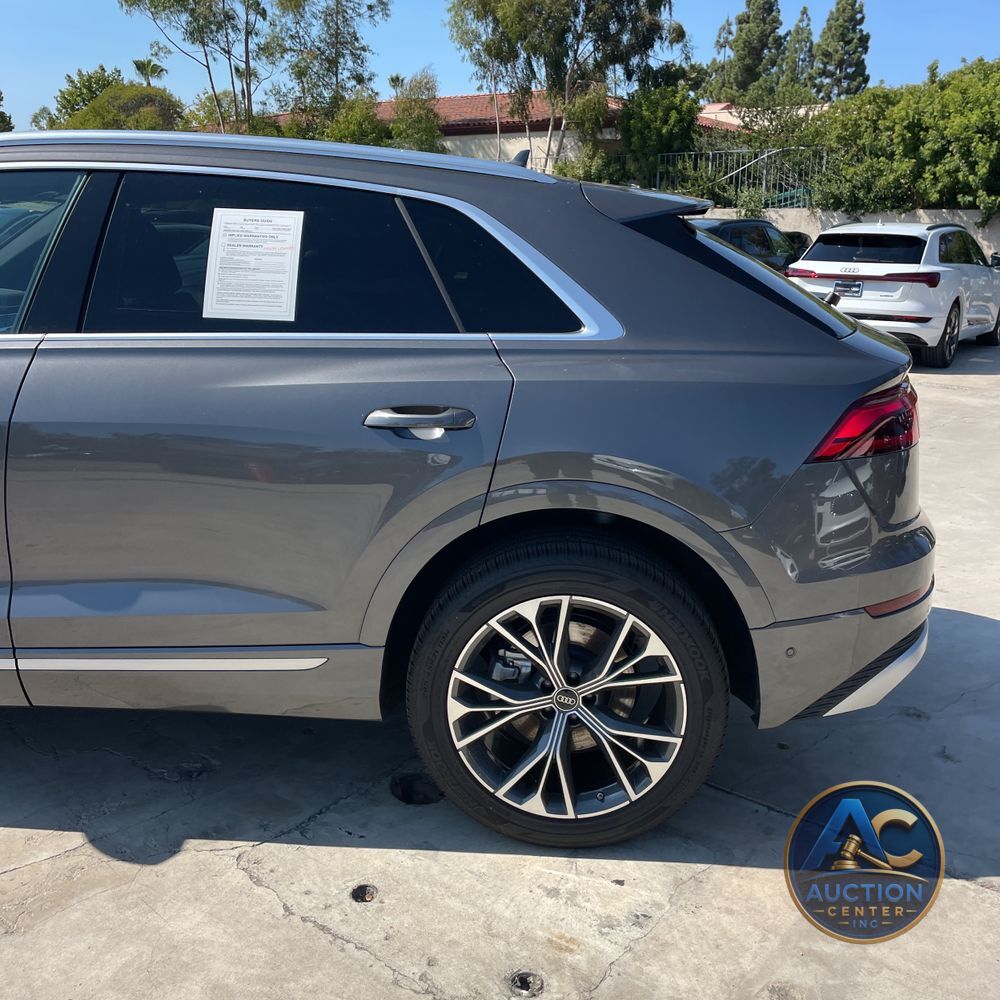 2025 Audi Q8 Premium 55