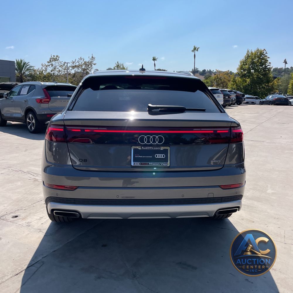 2025 Audi Q8 Premium 55