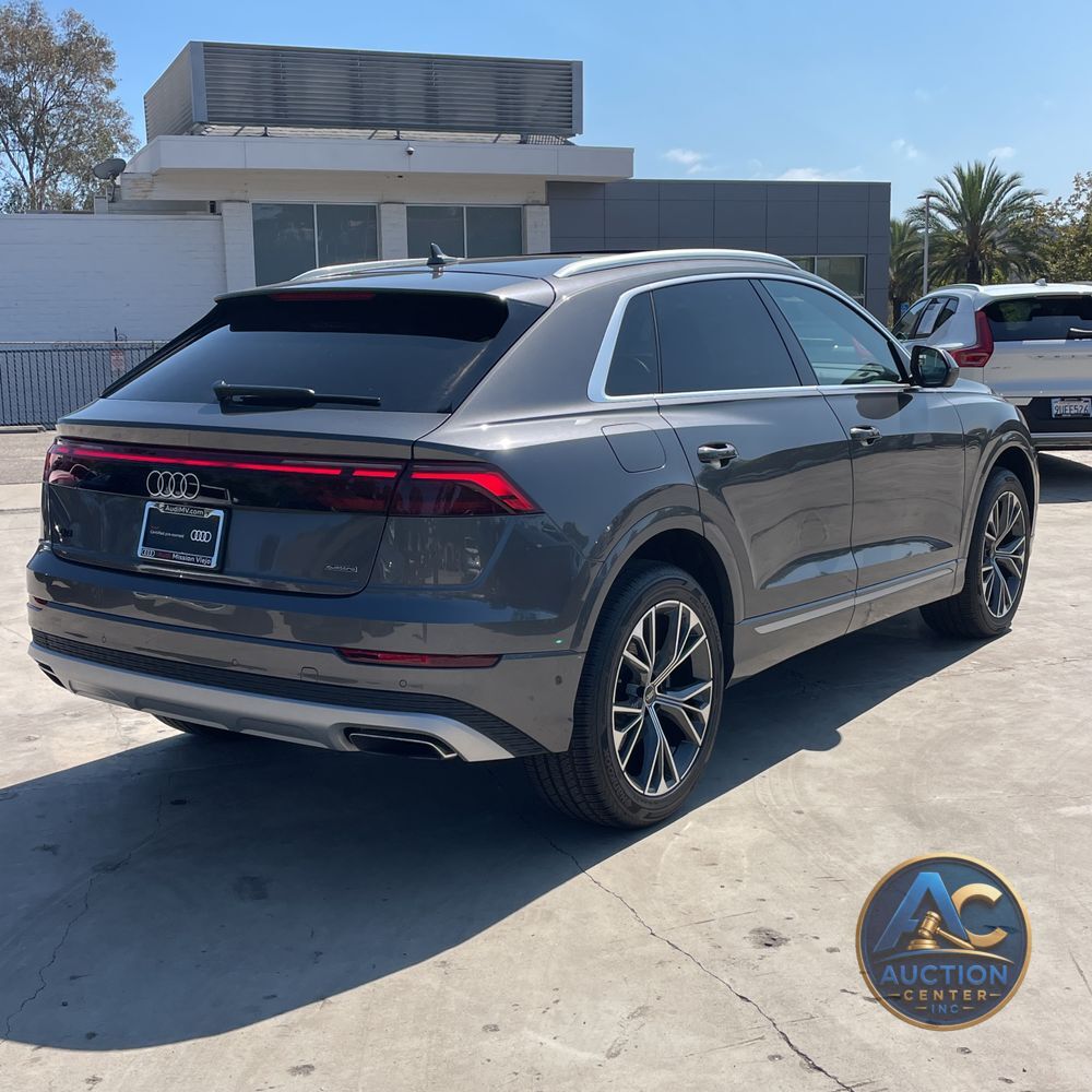 2025 Audi Q8 Premium 55