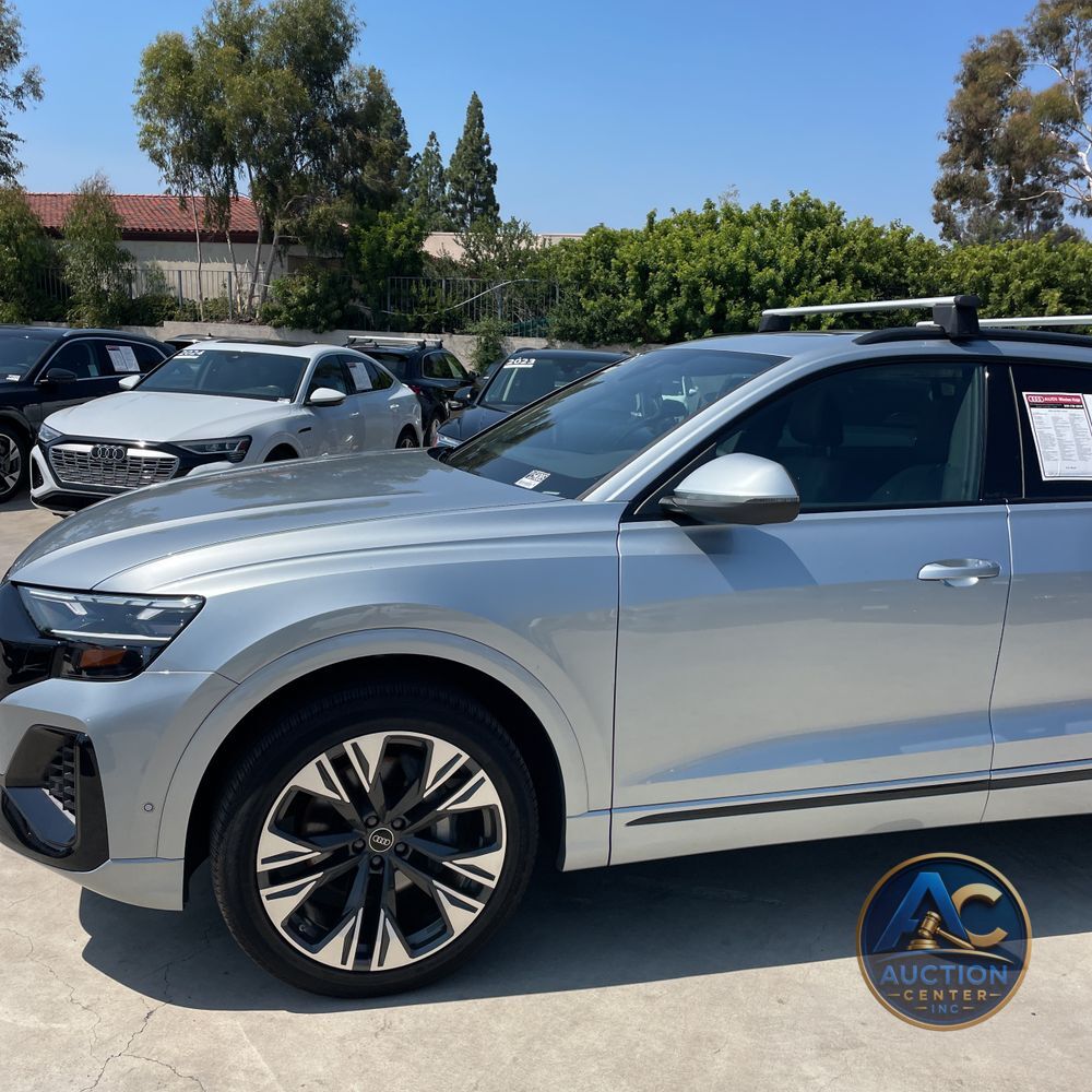 2025 Audi Q8 Premium 55