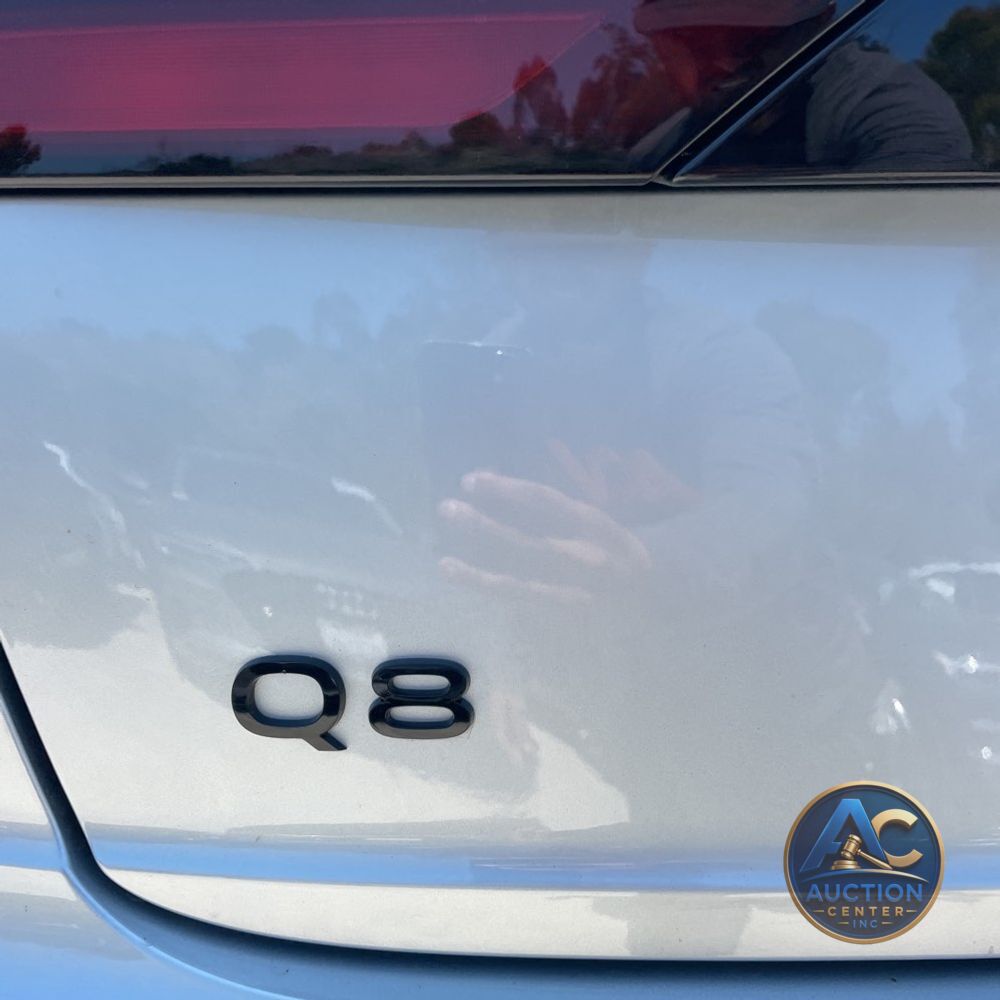 2025 Audi Q8 Premium 55