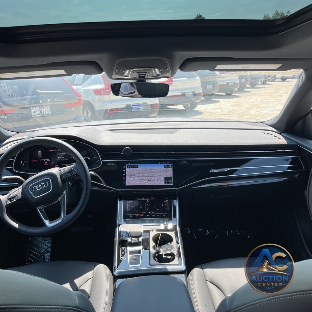 2025 Audi Q8 Premium 55