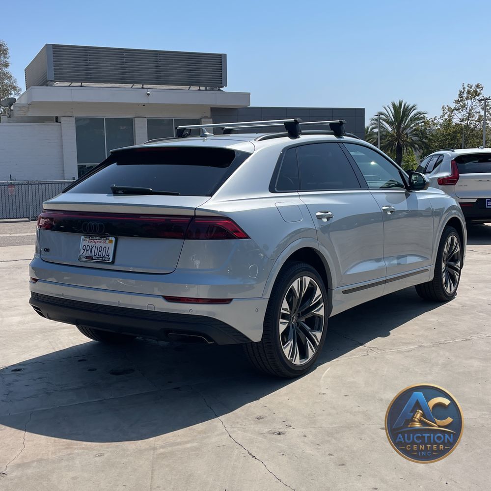 2025 Audi Q8 Premium 55