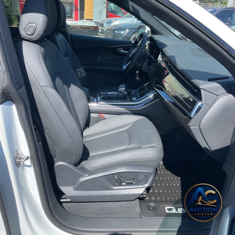 2025 Audi Q8 Premium 55