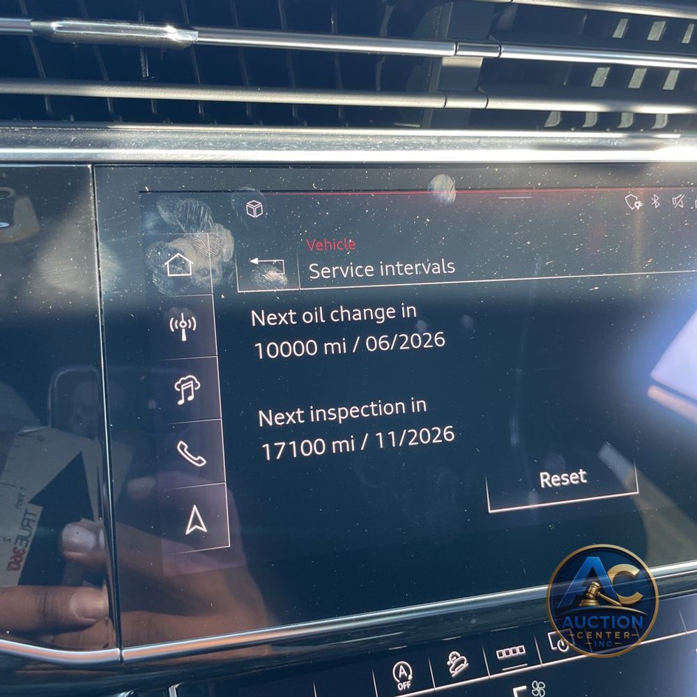 2025 Audi Q8 Premium 55