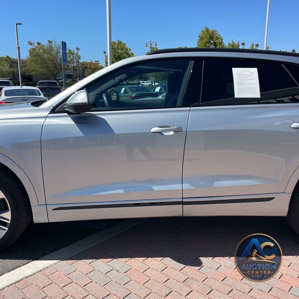 2025 Audi Q8 Premium 55