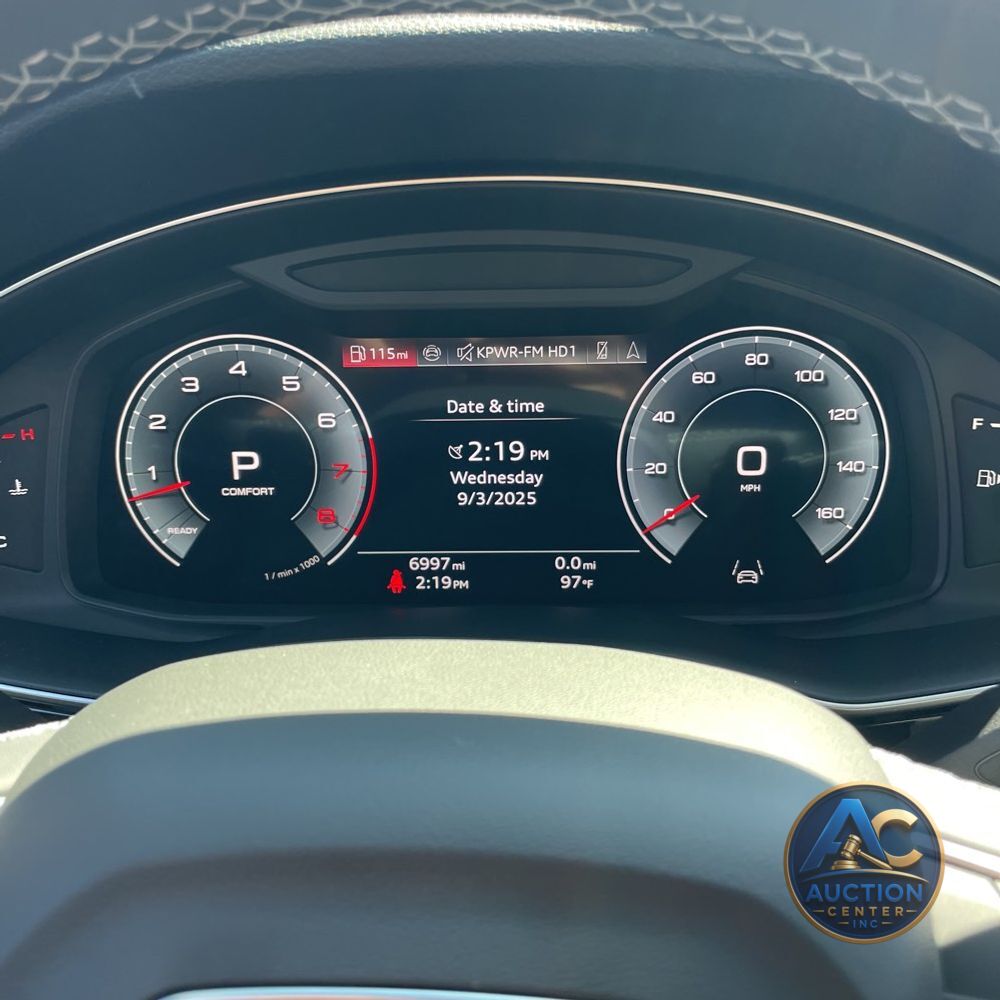 2025 Audi Q8 Premium 55