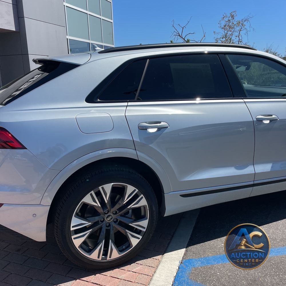 2025 Audi Q8 Premium 55