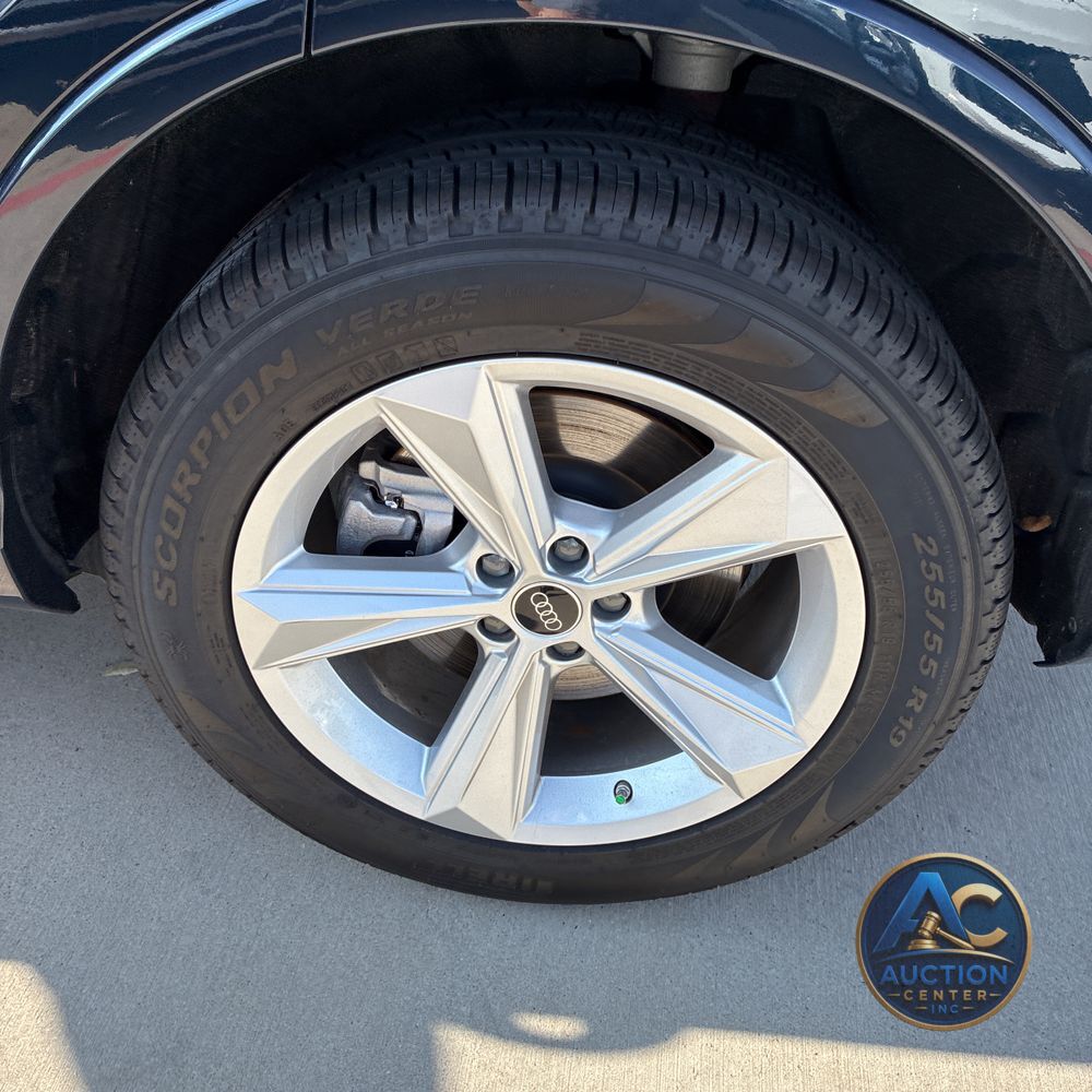 2025 Audi Q7 Premium 55