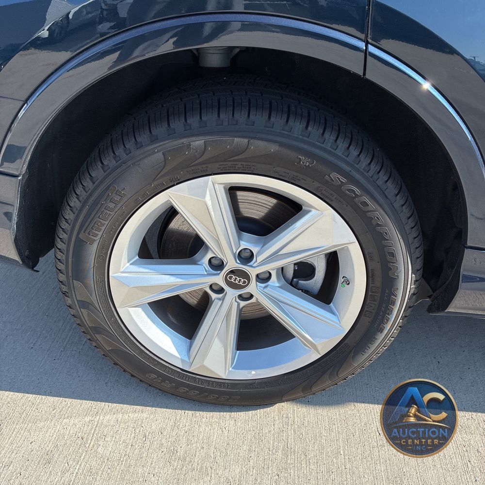 2025 Audi Q7 Premium 55