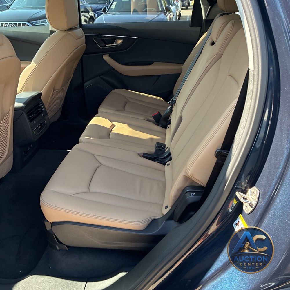 2025 Audi Q7 Premium 55