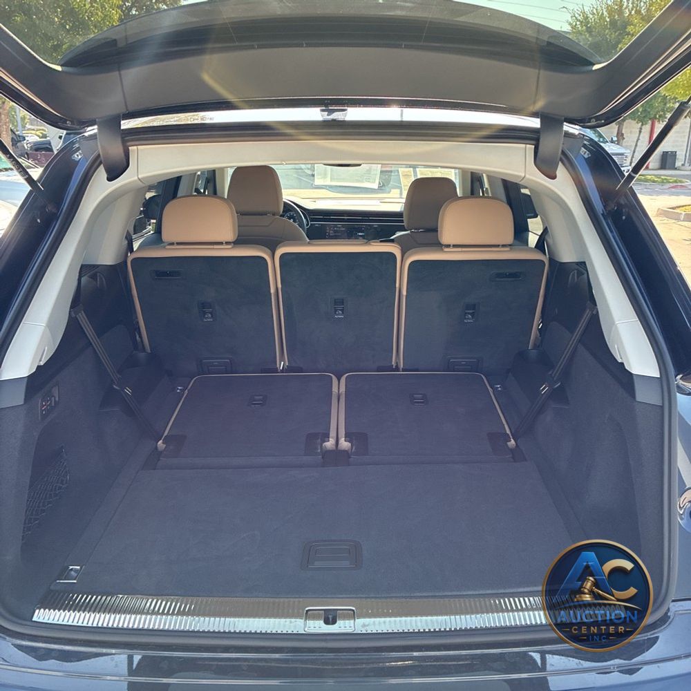 2025 Audi Q7 Premium 55