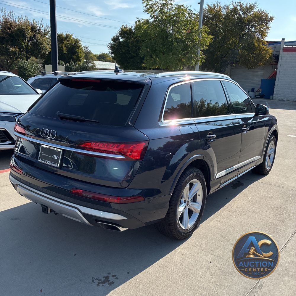 2025 Audi Q7 Premium 55