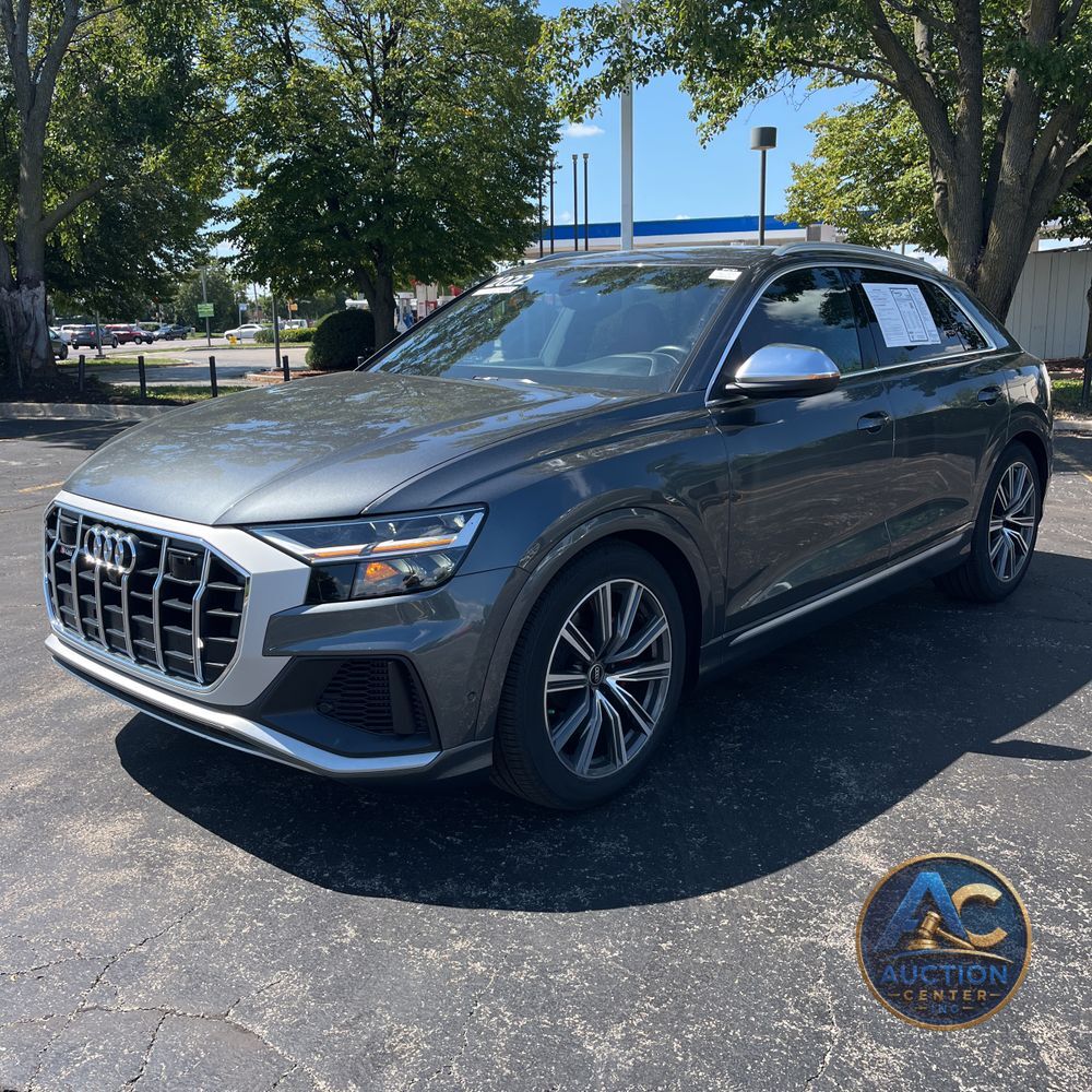 2022 Audi SQ8 Premium Plus