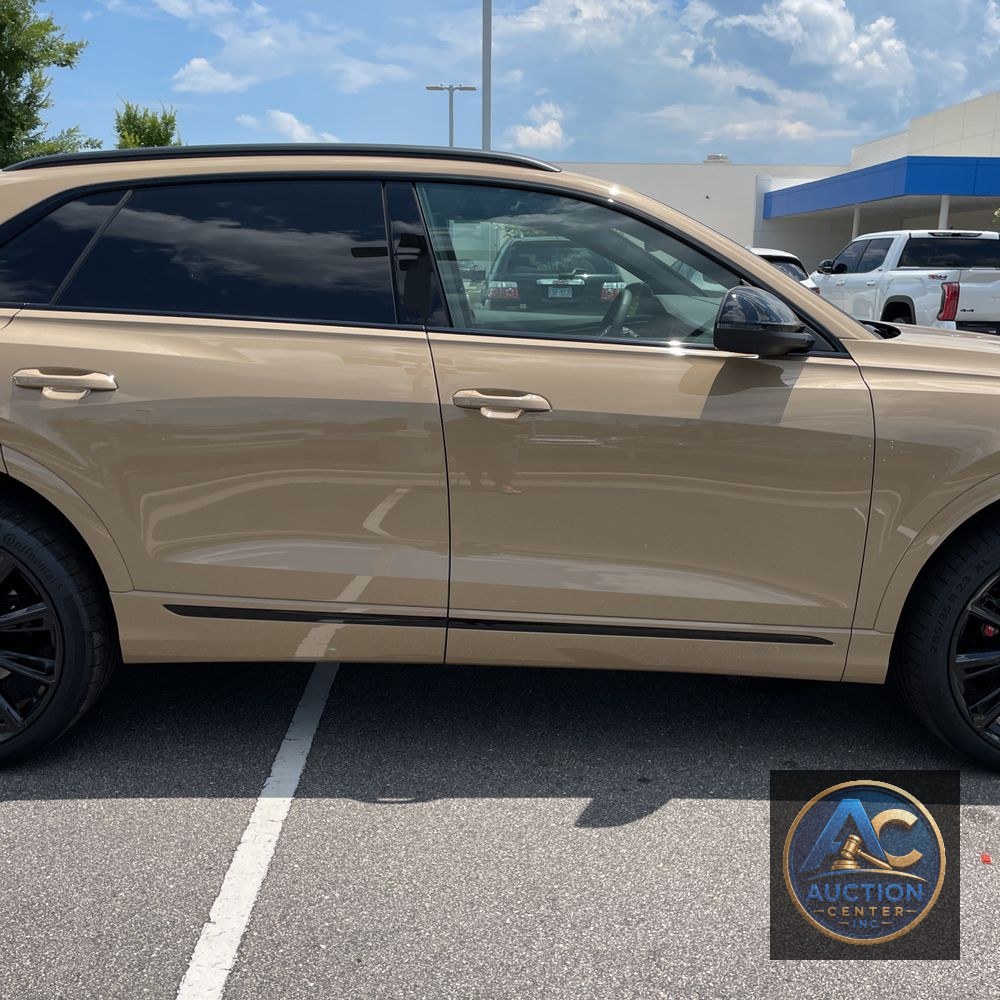 2025 Audi SQ8 Base