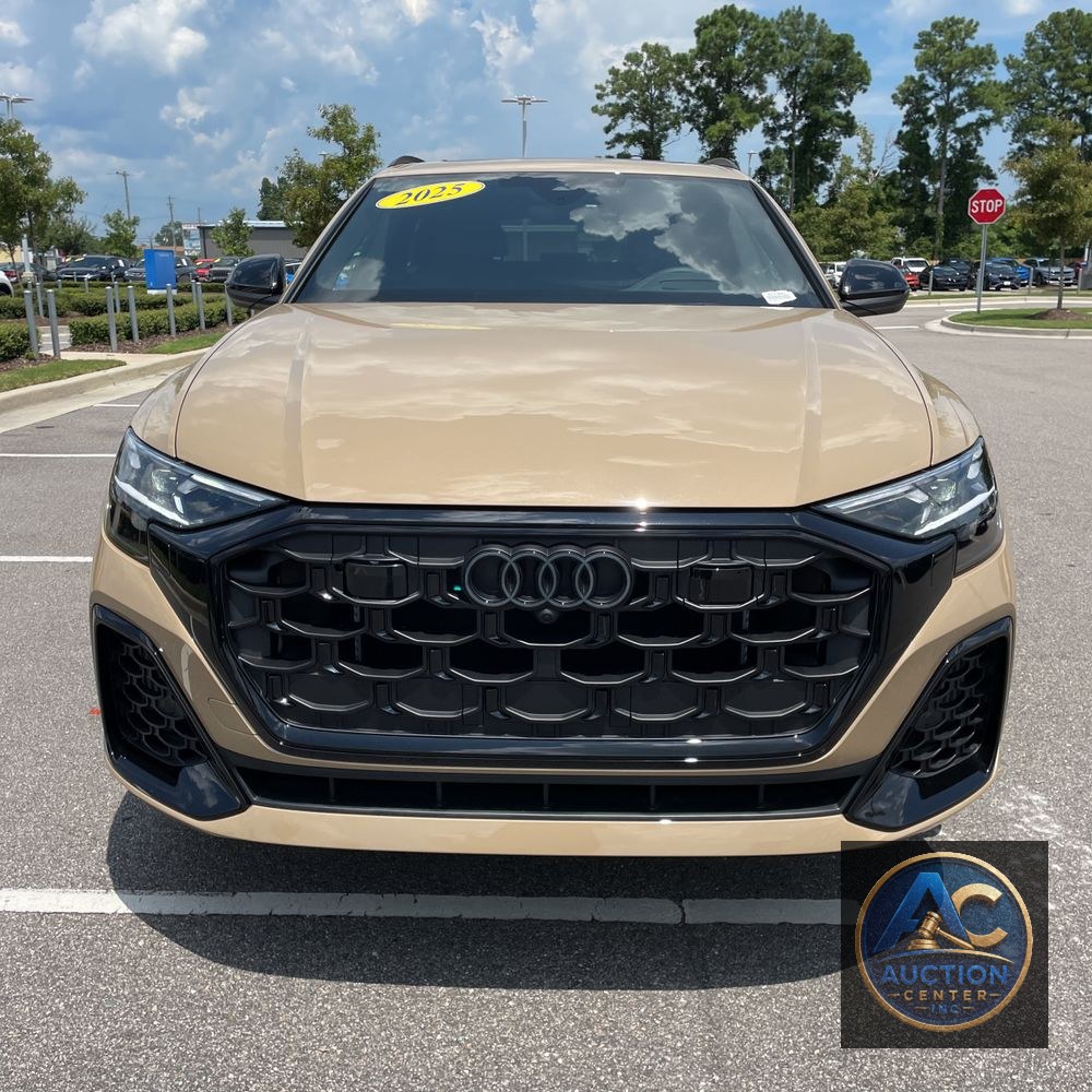 2025 Audi SQ8 Base