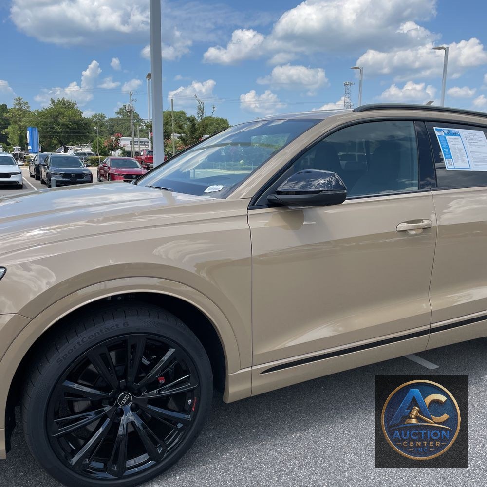 2025 Audi SQ8 Base