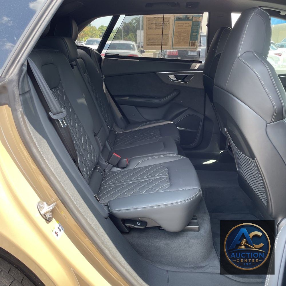2025 Audi SQ8 Base