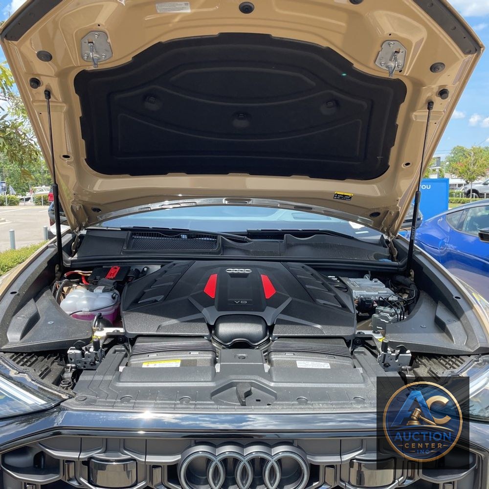 2025 Audi SQ8 Base