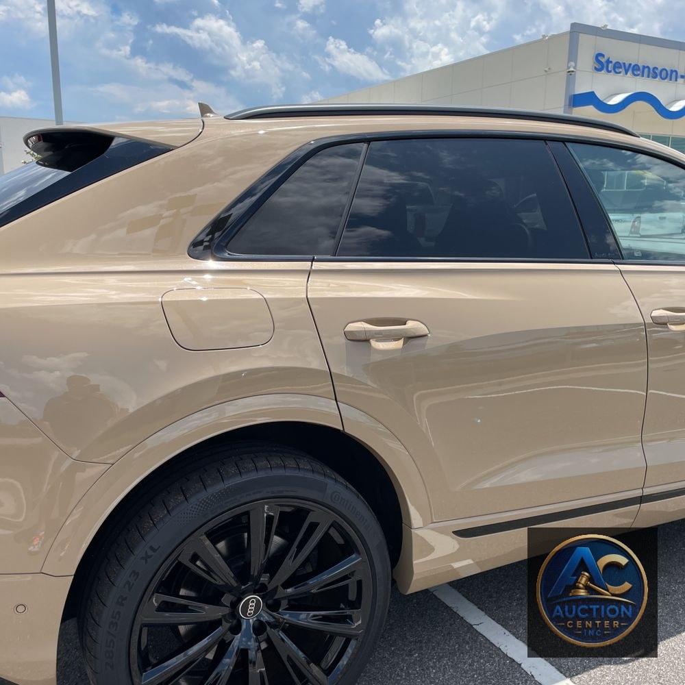 2025 Audi SQ8 Base