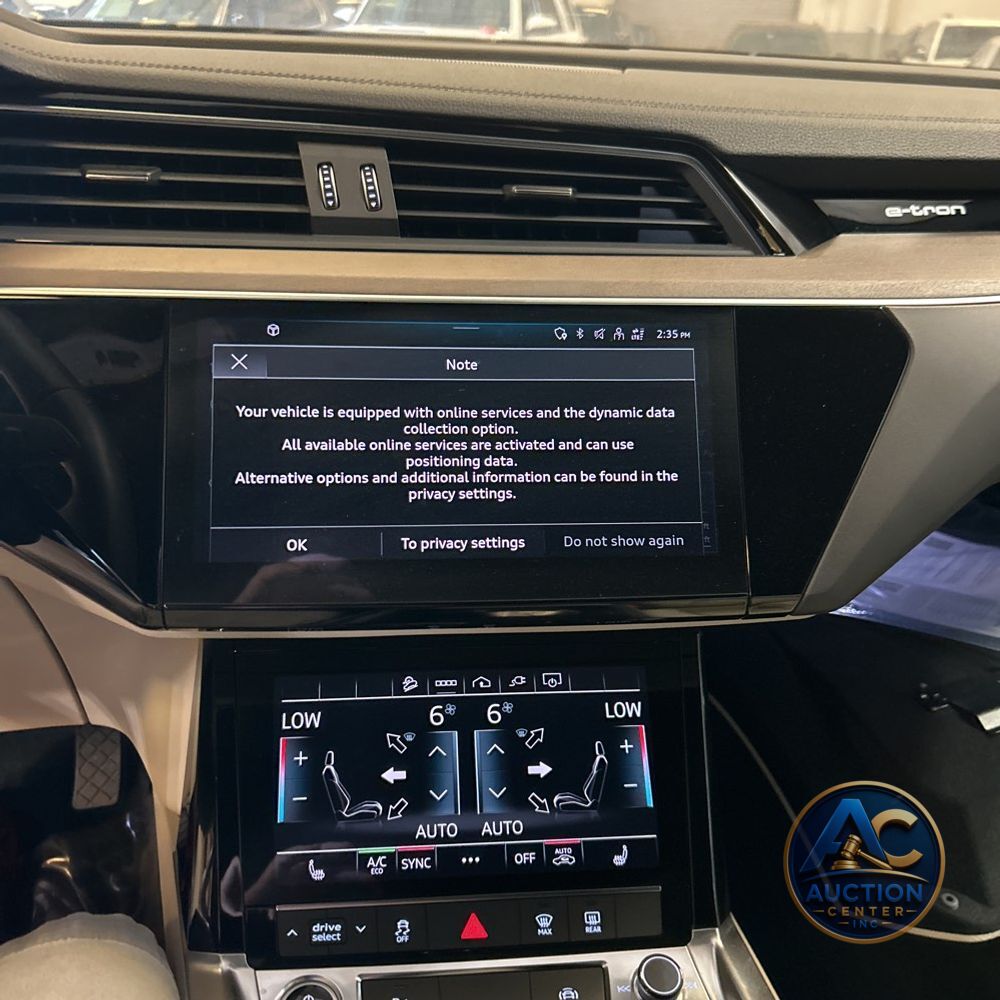 2024 Audi Q8 e-tron S-Line Prem