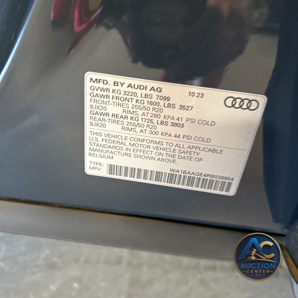 2024 Audi Q8 e-tron S-Line Prem