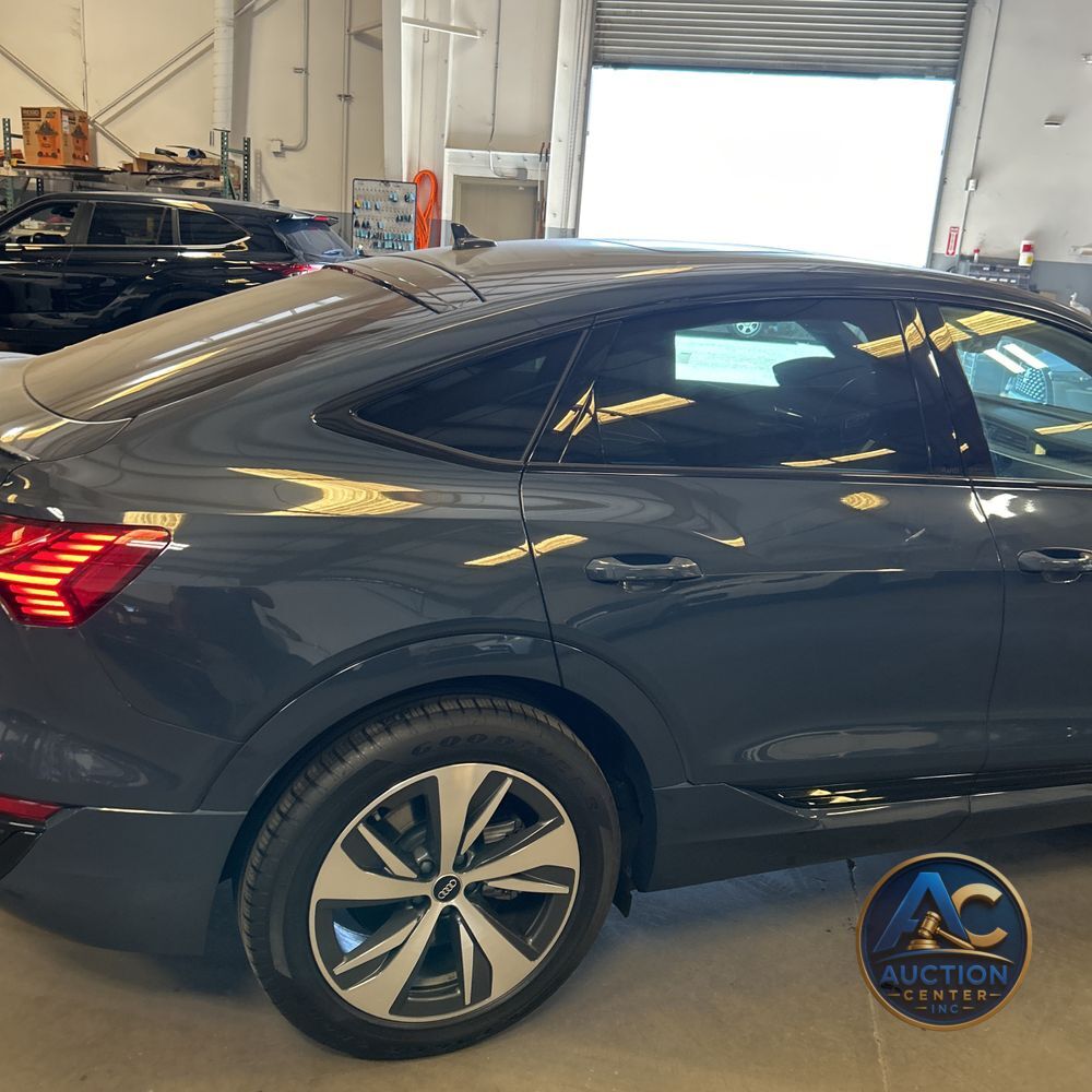 2024 Audi Q8 e-tron S-Line Prem