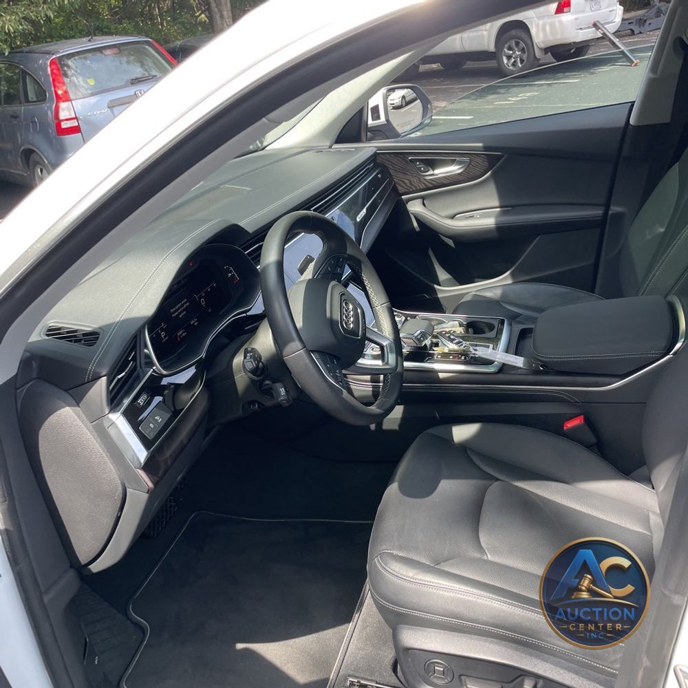 2023 Audi Q8 Premium Plus 55 TFSI