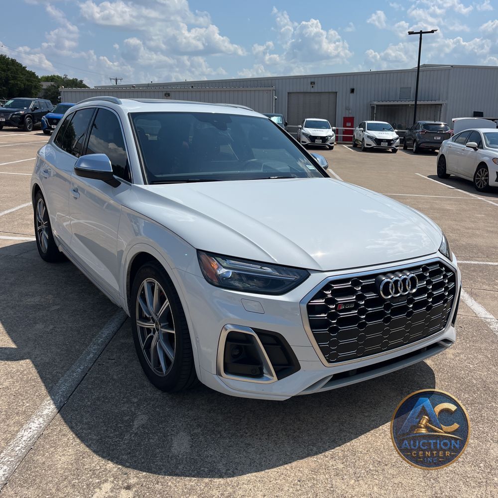 2024 Audi SQ5 Prestige