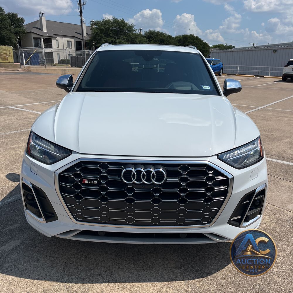 2024 Audi SQ5 Prestige