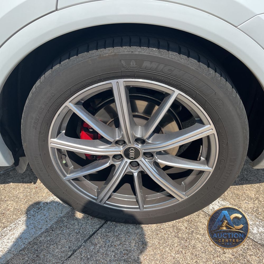 2024 Audi SQ5 Prestige