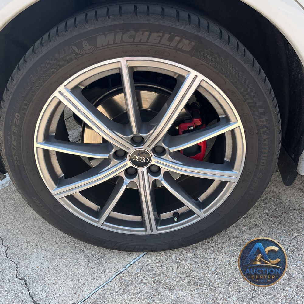 2024 Audi SQ5 Prestige