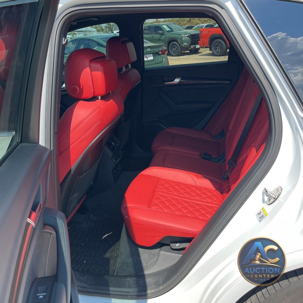 2024 Audi SQ5 Prestige