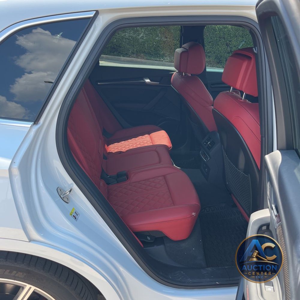 2024 Audi SQ5 Prestige
