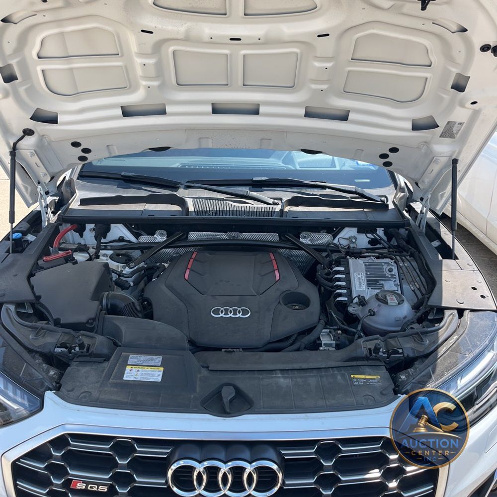 2024 Audi SQ5 Prestige