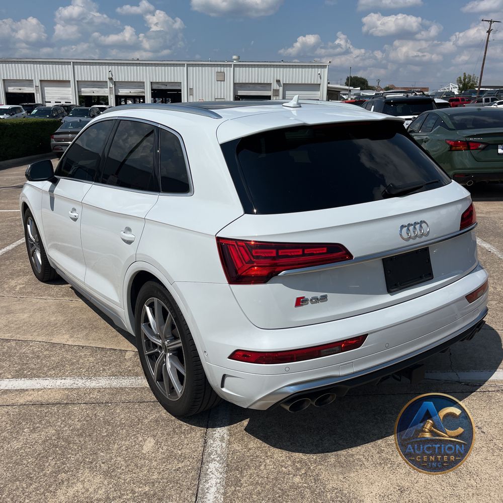 2024 Audi SQ5 Prestige