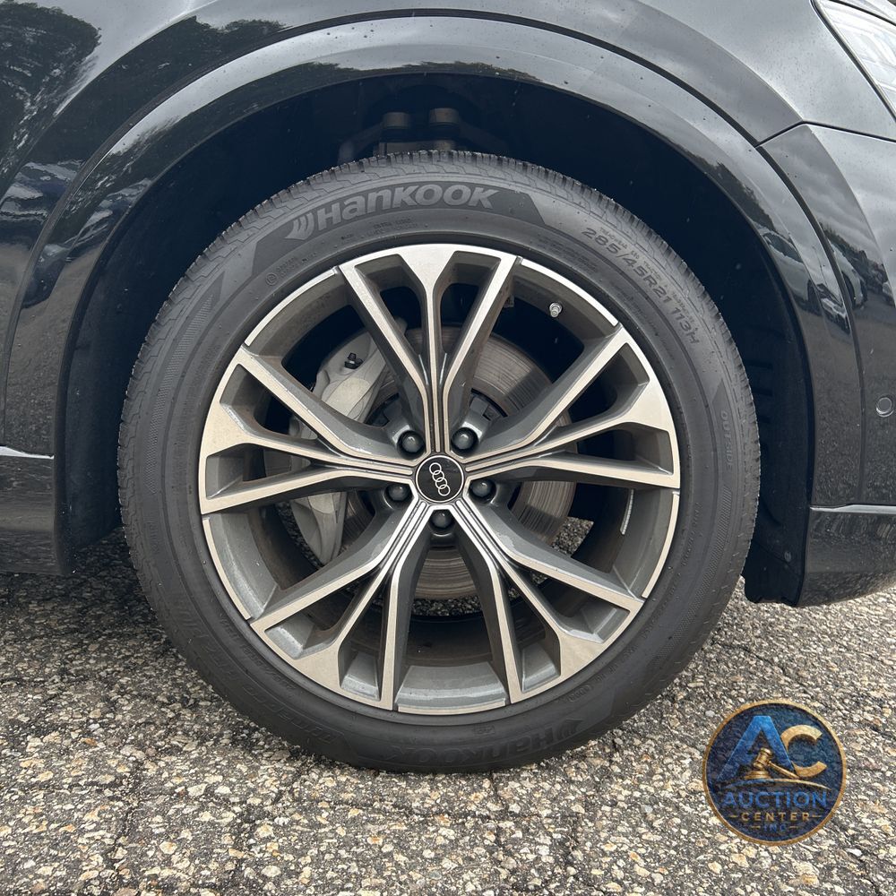 2024 Audi Q8 Prestige 55