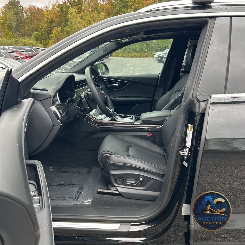 2024 Audi Q8 Prestige 55