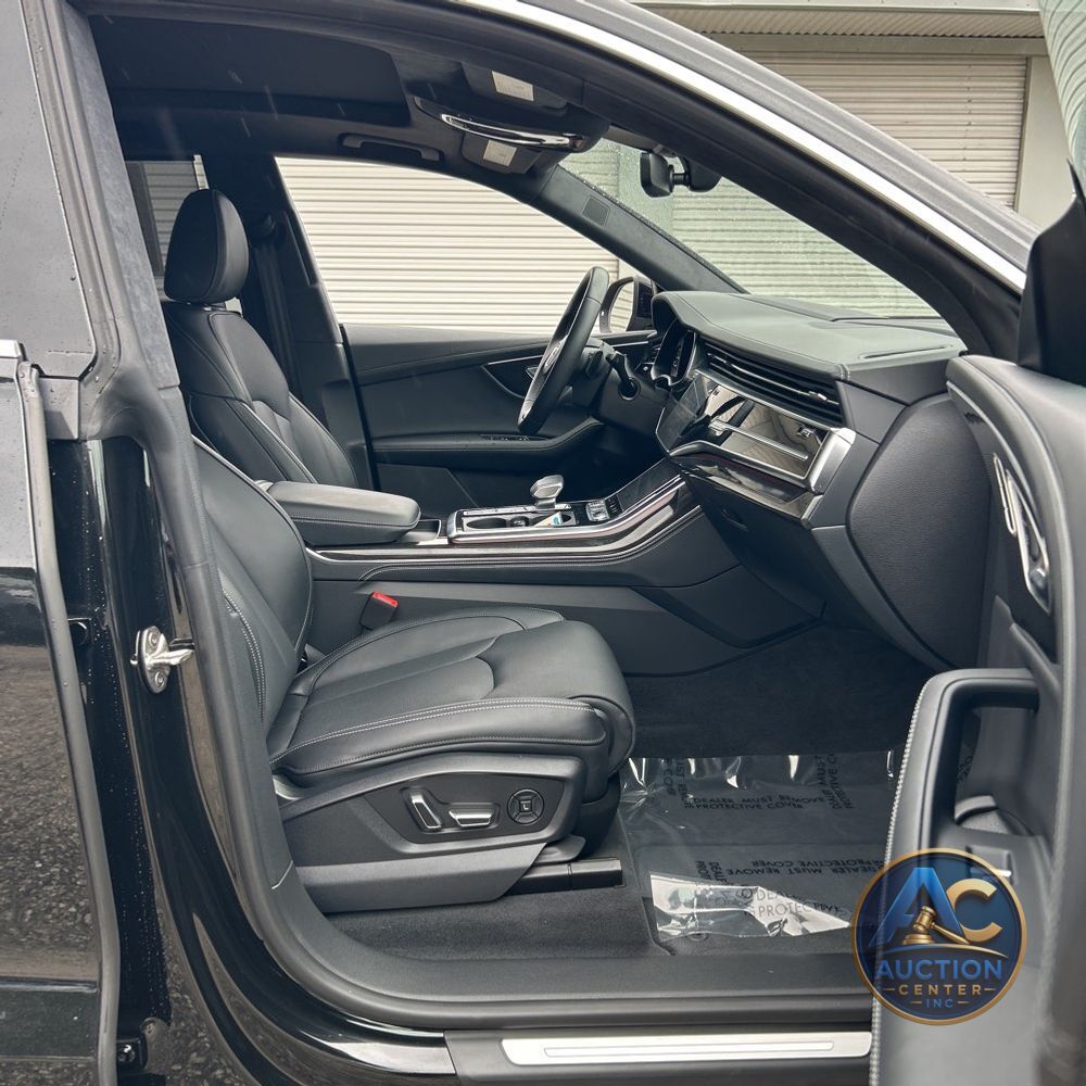 2024 Audi Q8 Prestige 55