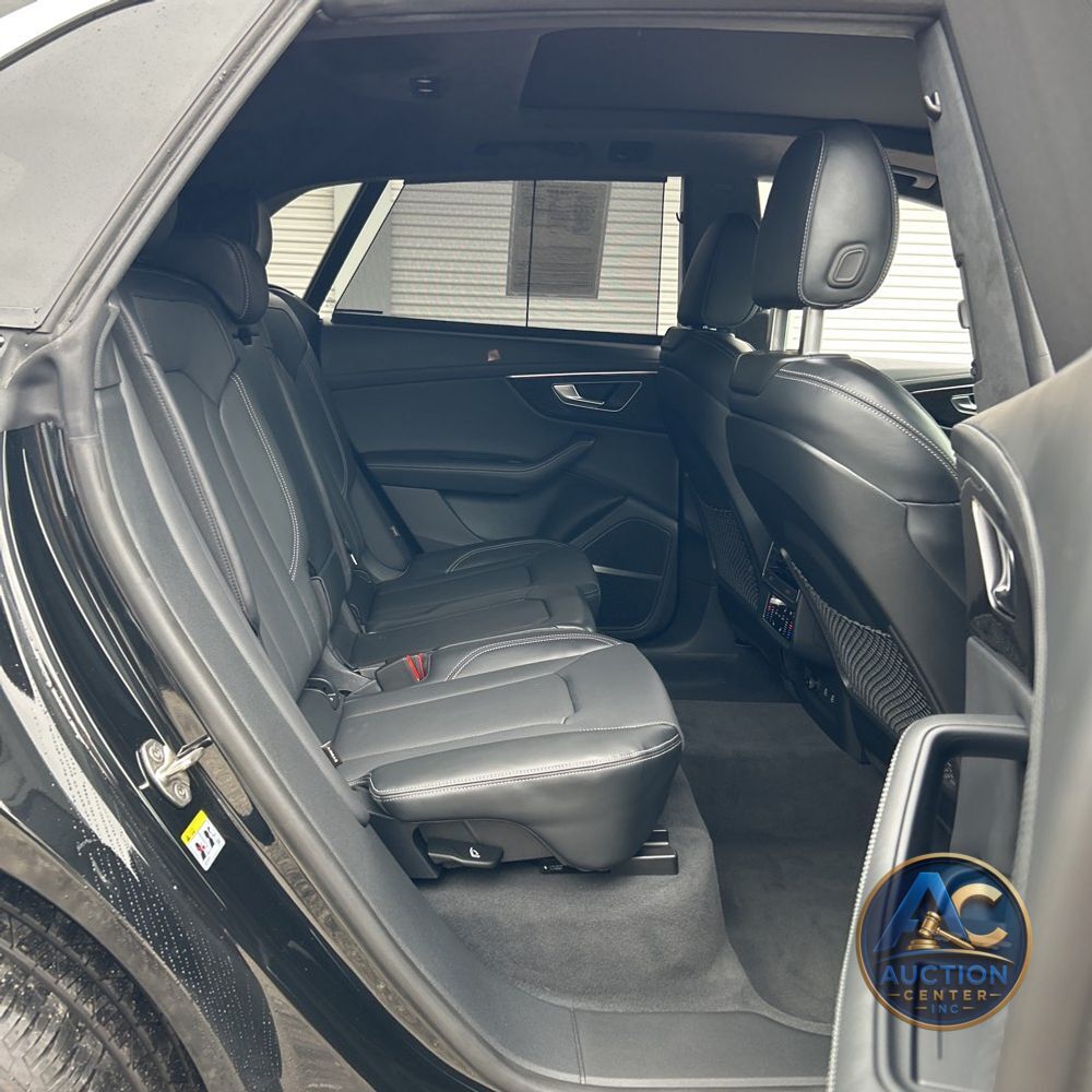 2024 Audi Q8 Prestige 55