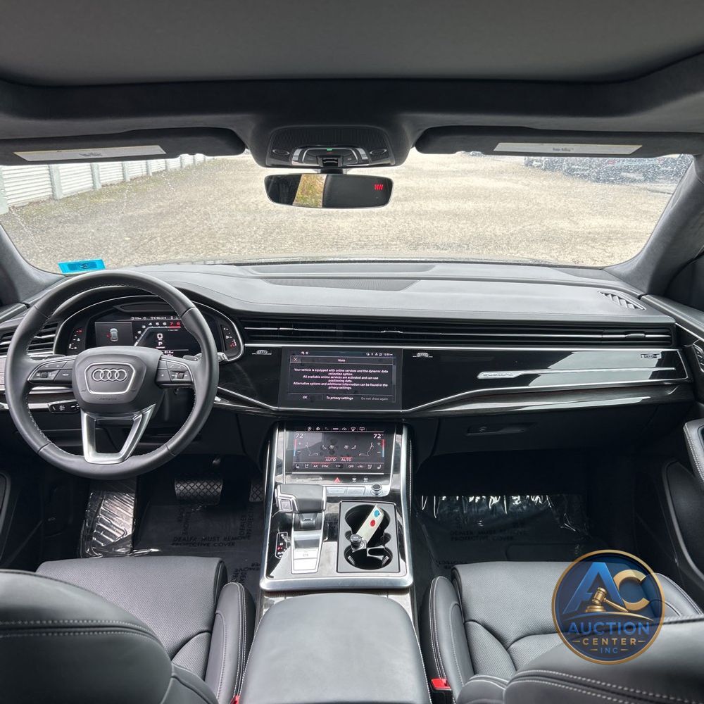 2024 Audi Q8 Prestige 55