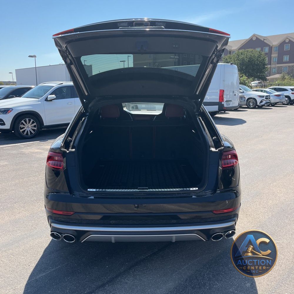 2022 Audi SQ8 Prestige