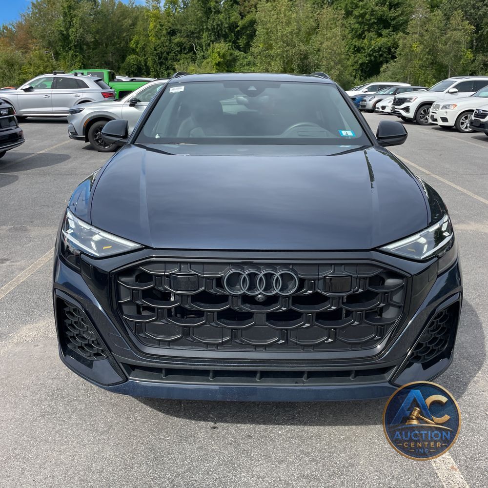 2024 Audi SQ8 Prestige
