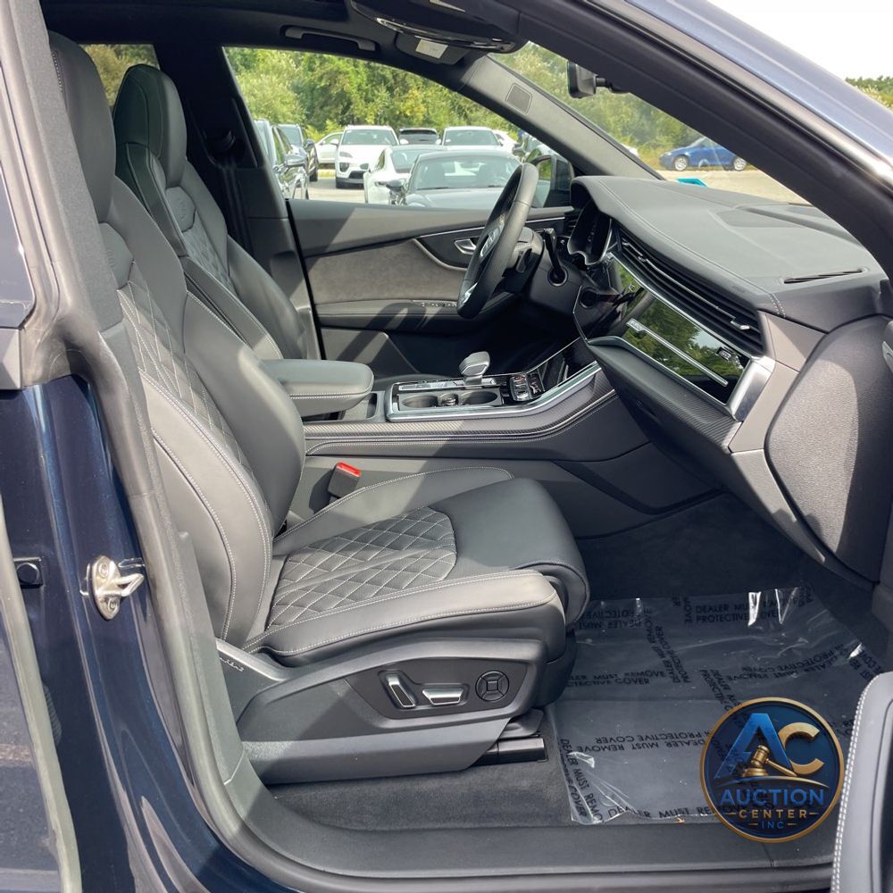 2024 Audi SQ8 Prestige