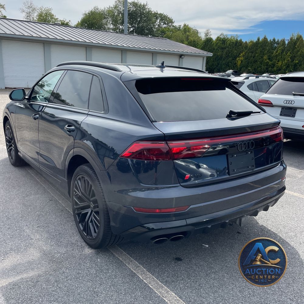 2024 Audi SQ8 Prestige