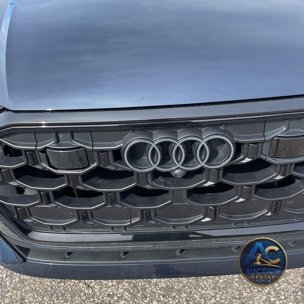 2024 Audi SQ8 Prestige