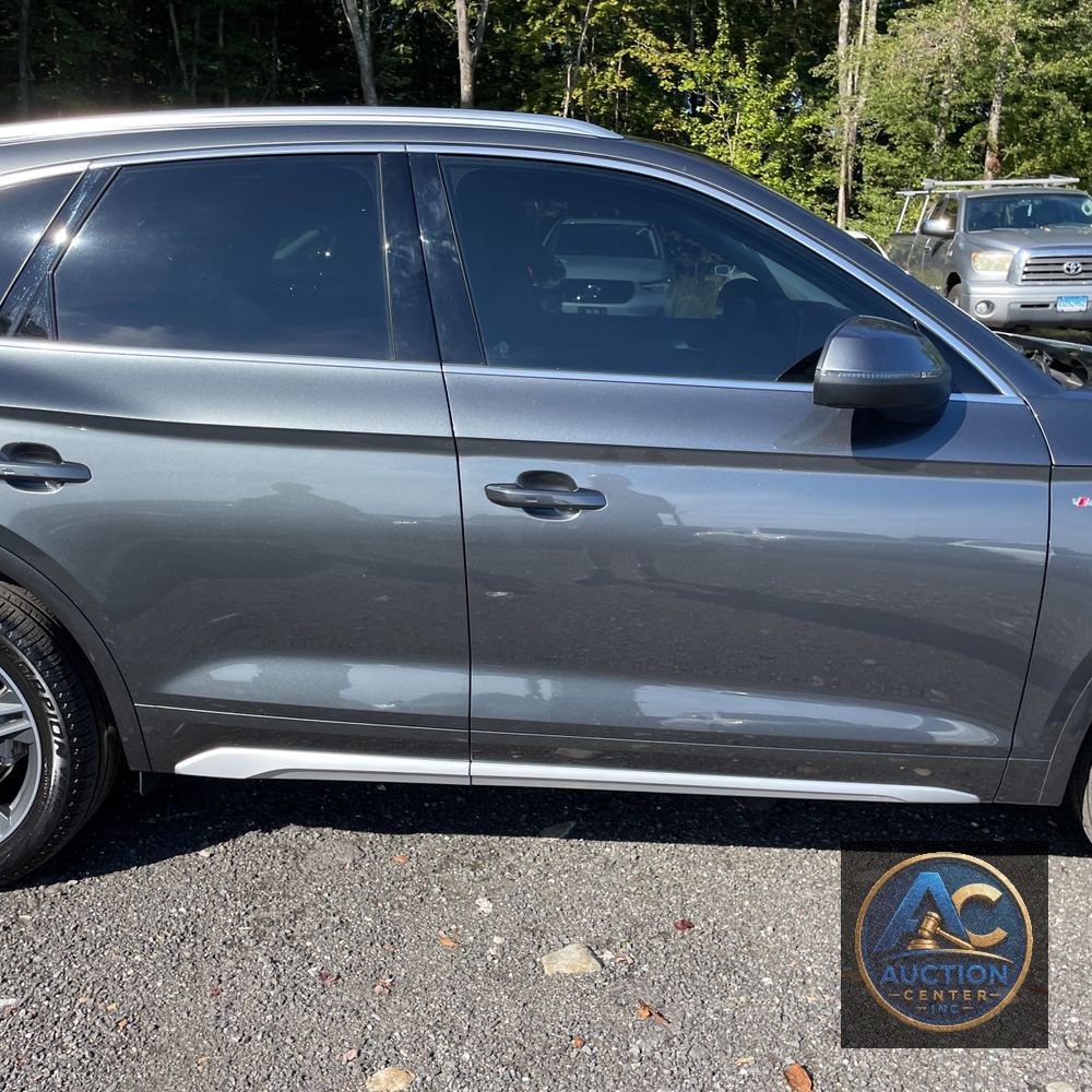 2025 Audi Q5 S-Line Prem+ 55 PHEV