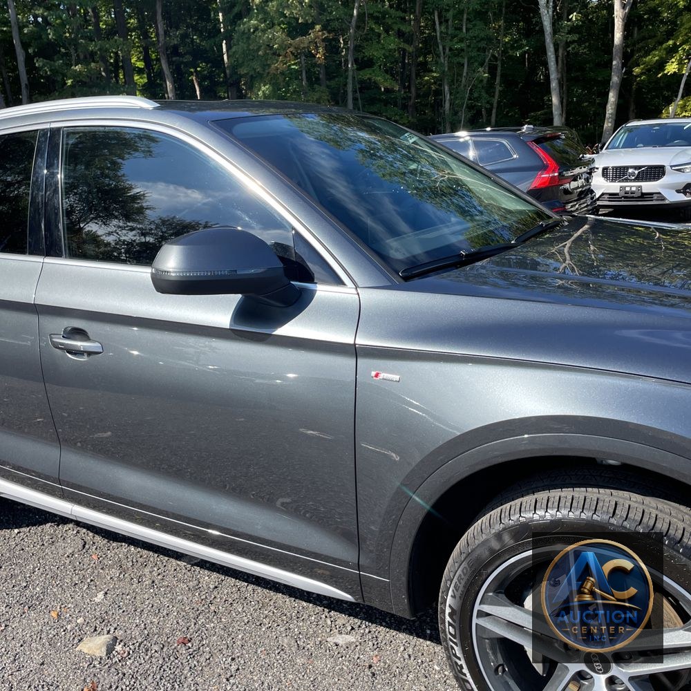 2025 Audi Q5 S-Line Prem+ 55 PHEV