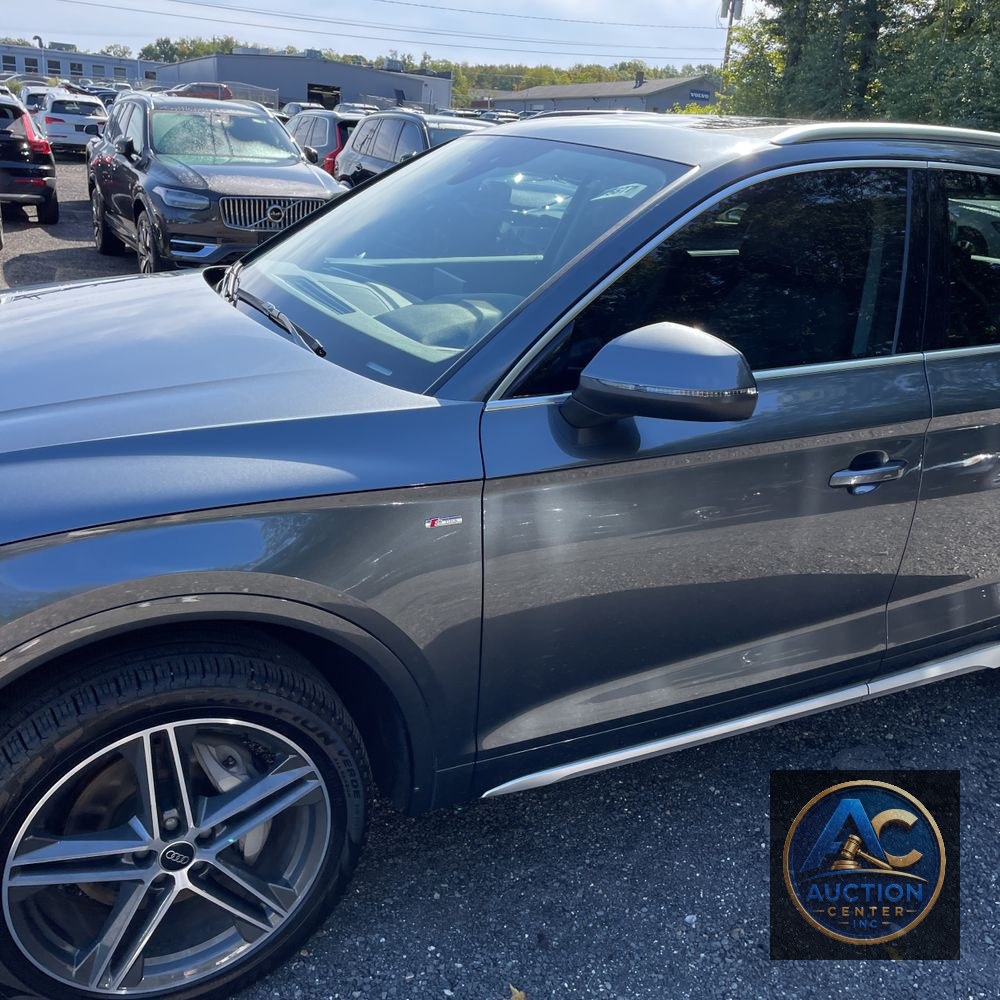 2025 Audi Q5 S-Line Prem+ 55 PHEV