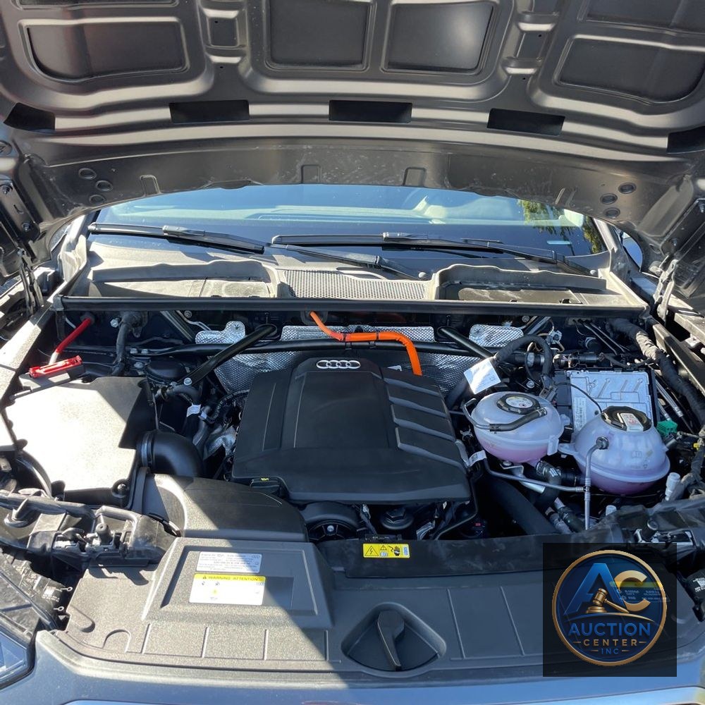 2025 Audi Q5 S-Line Prem+ 55 PHEV